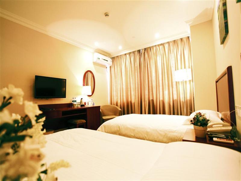 Greentree Inn Anhui Wuhu Zhongshan Road Pedestrian Street Express Hotel Kültér fotó