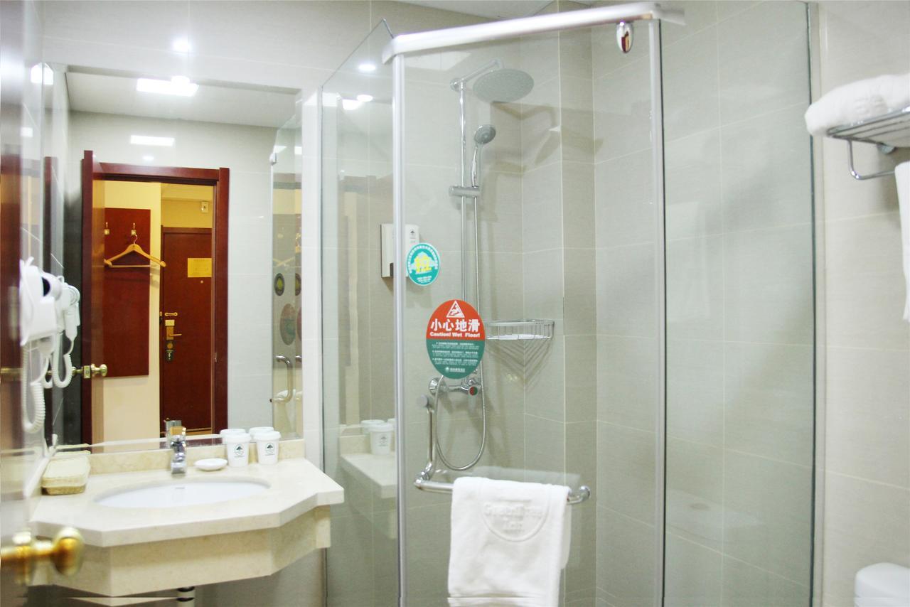 Greentree Inn Anhui Wuhu Zhongshan Road Pedestrian Street Express Hotel Kültér fotó