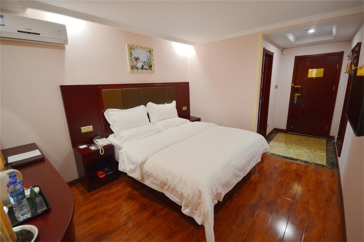 Greentree Inn Anhui Wuhu Zhongshan Road Pedestrian Street Express Hotel Kültér fotó